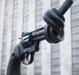 sari_dennise -  Knotted Gun  - Nonviolence sculpture. United Nations headquarters, NYC.